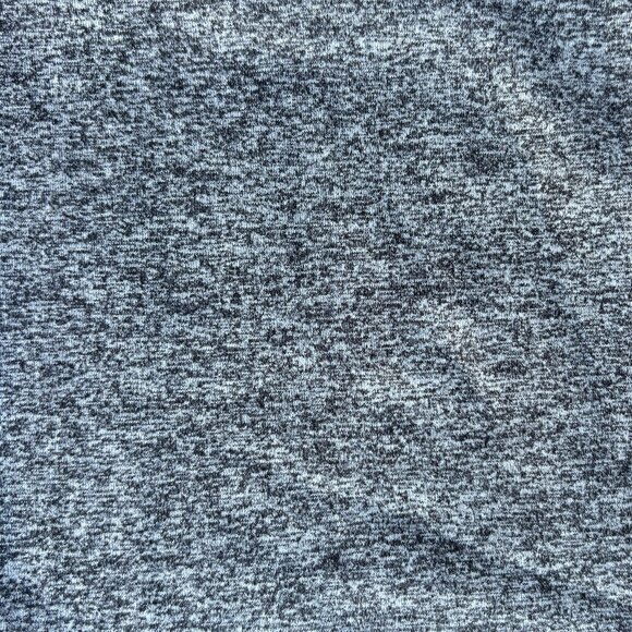 Vuori Performance Jogger and Vuori Energy Top Long - Picture 5 of 13